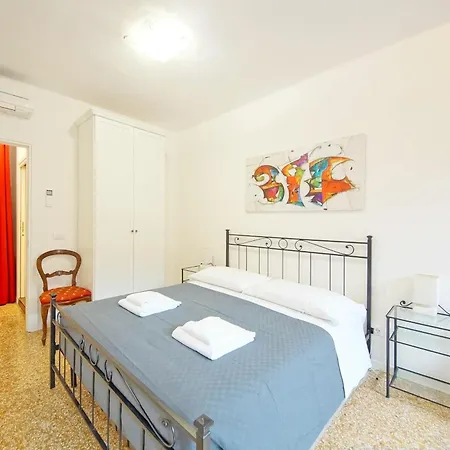 Dolcevita N 372 *